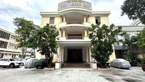 Front of property - OYO 1246 Nha Khach Cuc Hau Can (Da Nang)