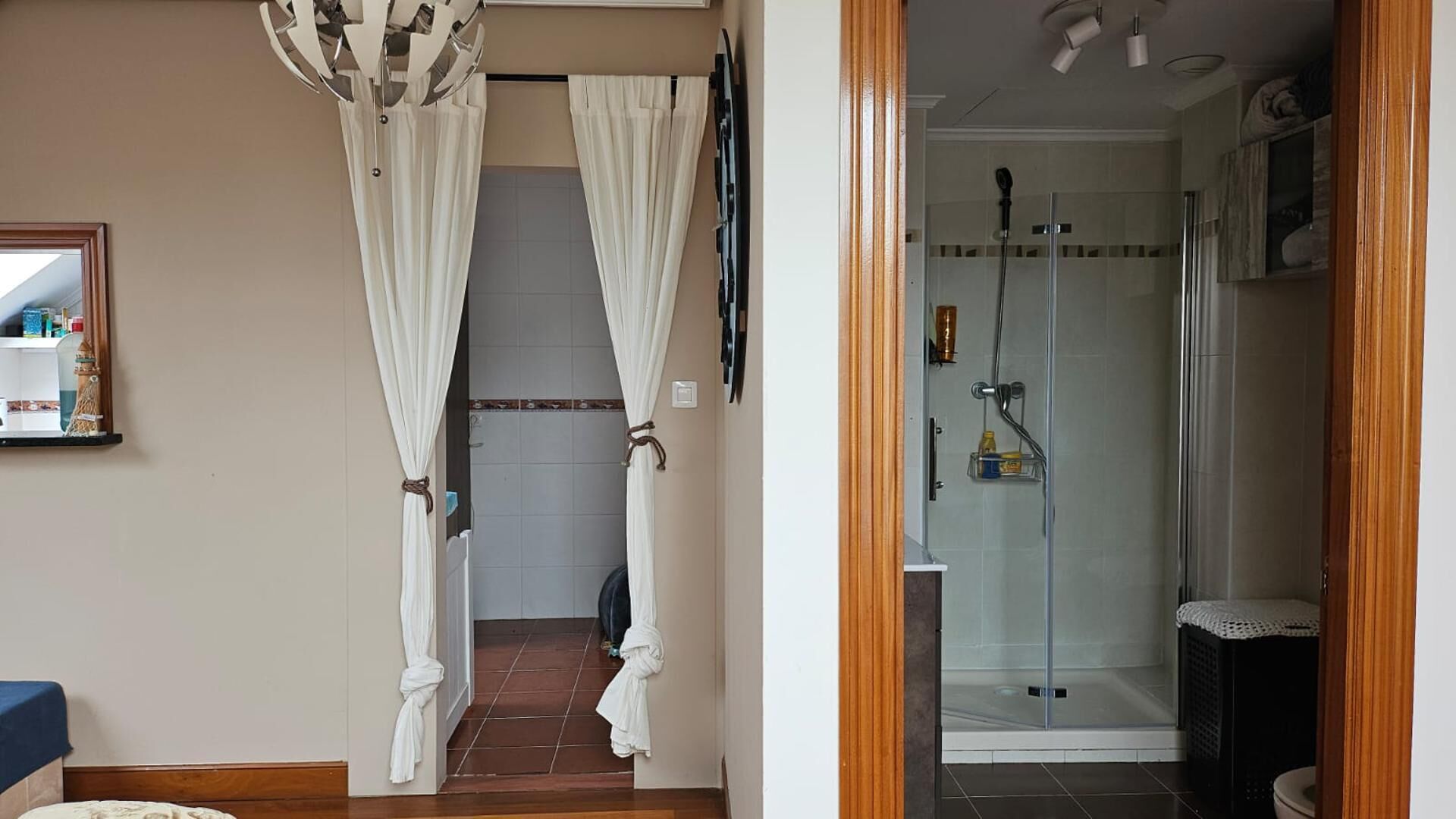 Apartment | Bathroom | Combined shower/tub, deep soaking tub, hair dryer, towels