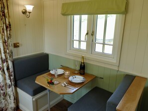 Dining - Romantic Shepherd's Hut with hot tub. Ultimate Dark Skies experience. (Llandeilo)