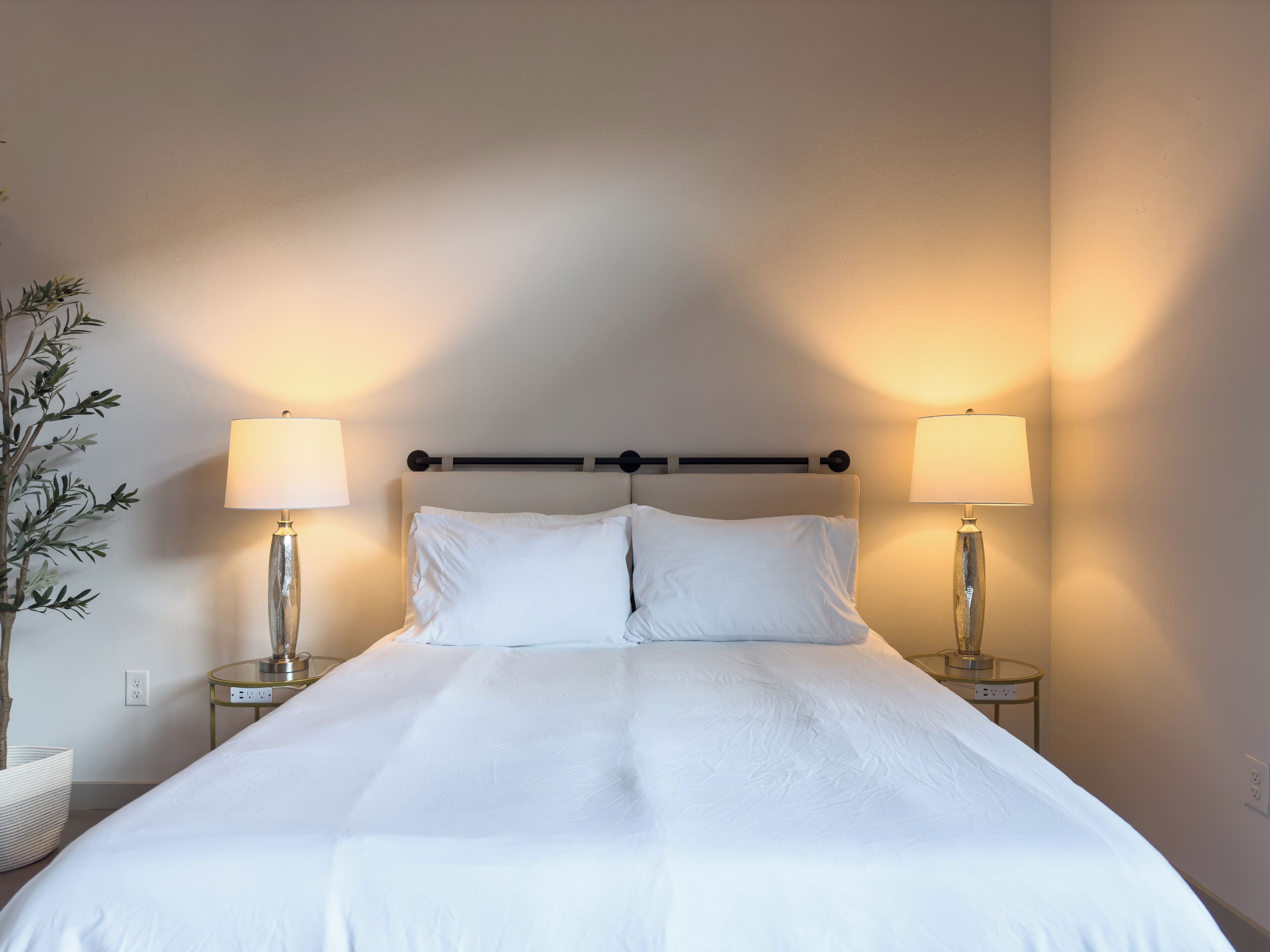 Cozy condo in Austin short walk to Convention Center