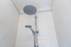 Apartment, Balcony | Bathroom | Shower, hair dryer, bidet, towels - Vomero Duplex Apartment (Naples)