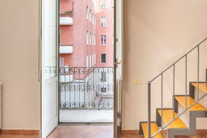 アパートメント バルコニー | バルコニー