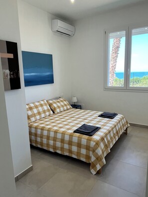 3 habitaciones, tabla de planchar con plancha, wifi y ropa de cama 