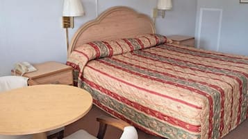 Room, 1 King Bed, Non Smoking