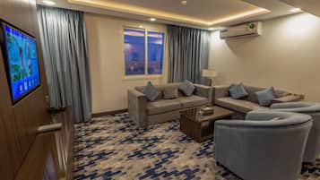 Family Suite | Living area