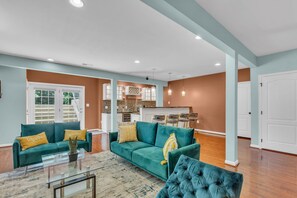 Smart-tv en een open haard