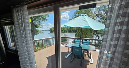 Key Lime Resorts - Lake House unit #5 - 5 O'Clock Somewhere