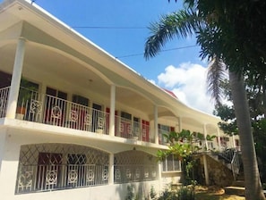 Exterior - African Symbol Guest House (Montego Bay)