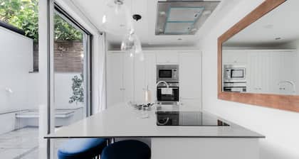 Wonderful 2 Bed Apartment near Portobello Road