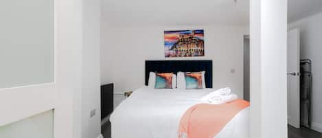 Appartement Deluxe, salle de bains privée, vue ville | 1 chambre, literie hypoallergénique, accÚs Internet