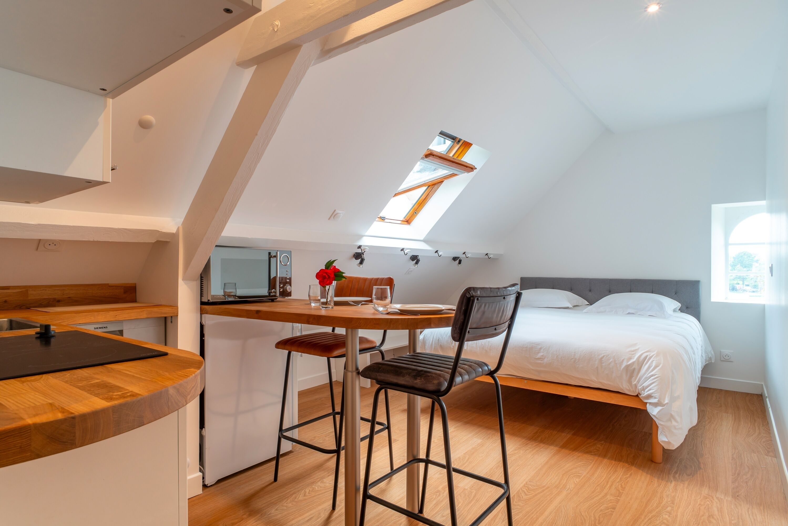 Bügeleisen/Bügelbrett, kostenloses WLAN, Bettwäsche