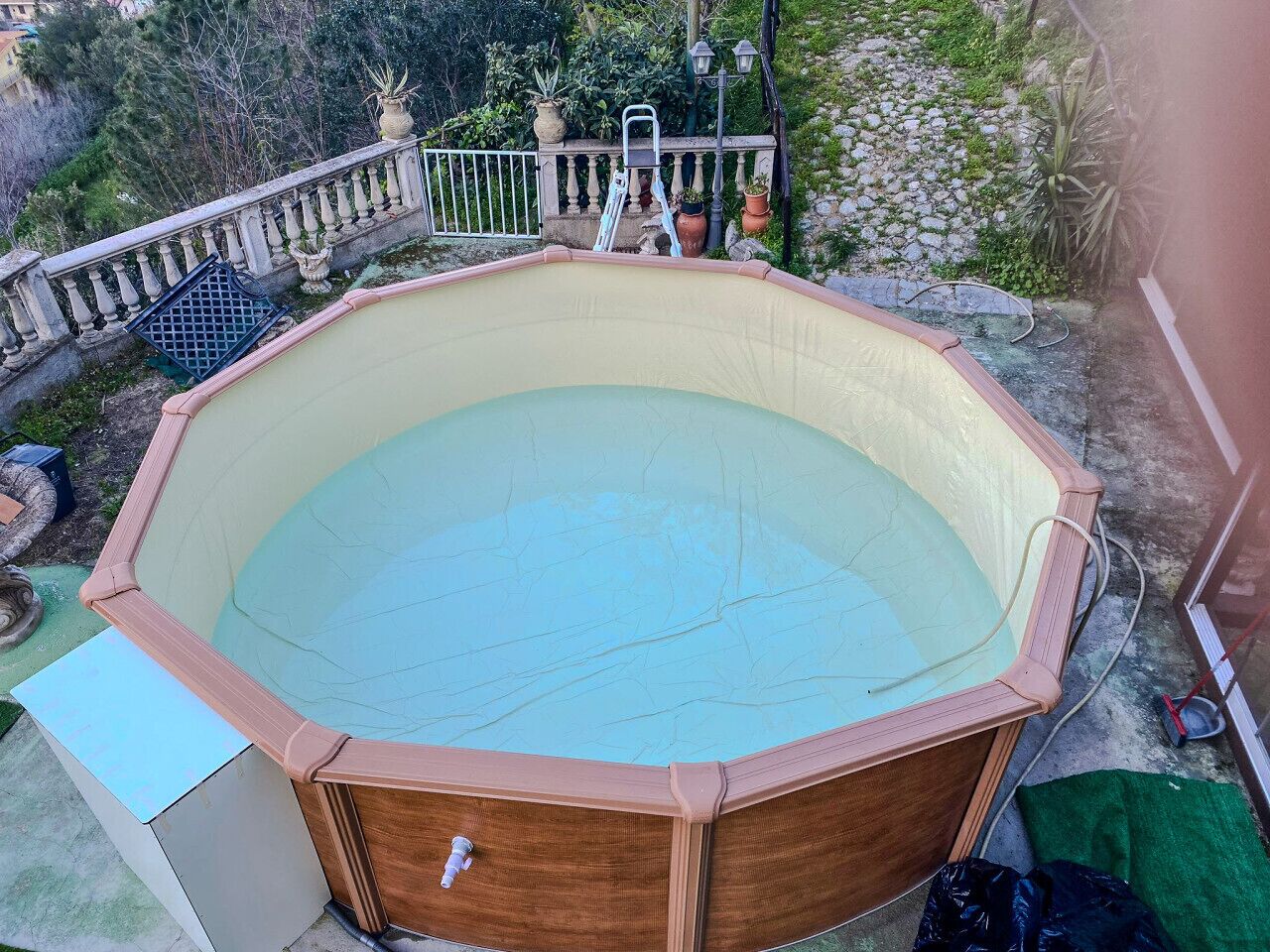 Bain à remous extérieur