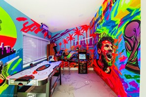 Spielezimmer