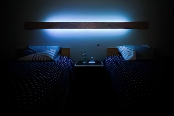Doppel- oder Zweibettzimmer | Kostenloses WLAN, Bettwäsche