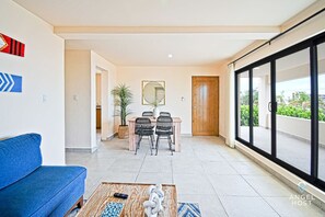 Living area - Cozy Stay with onsite Pool Near Malecon (La Paz)