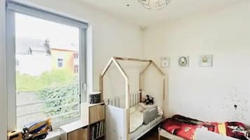 Apartment, Courtyard View | Room amenity