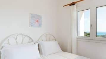 Lejlighed - balkon - havudsigt | 2 soveværelser, sengetøj