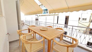 Family Single Room | Terrace/patio