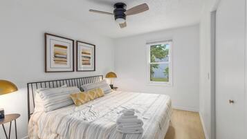 2 habitaciones, escritorio, tabla de planchar con plancha y wifi