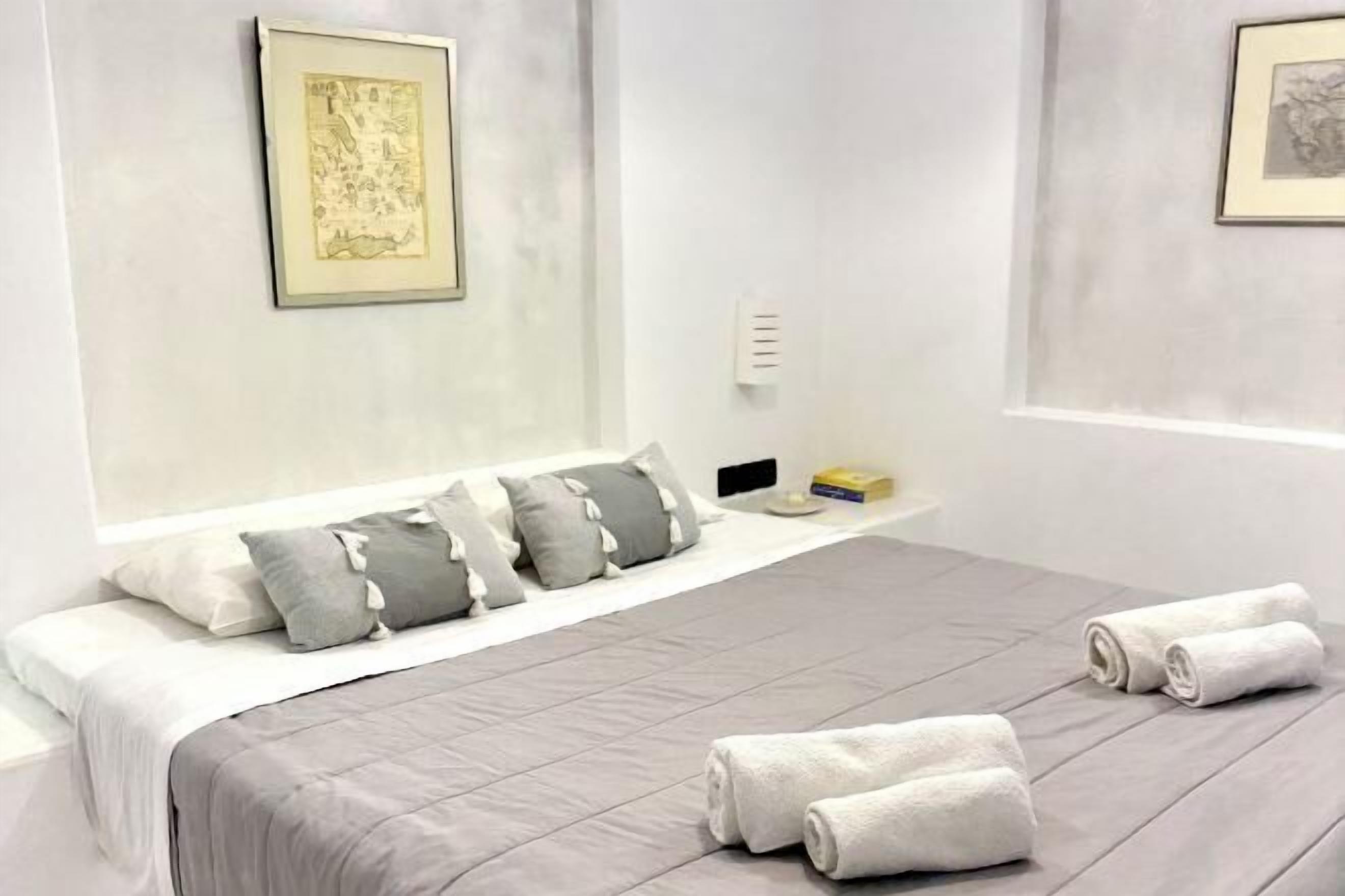 In-room safe, iron/ironing board, free WiFi, bed sheets