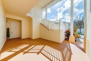 Interior - NEW listing! 3-bedroom condo Ground floor on Reunion Resort Kissimmee (Kissimmee)
