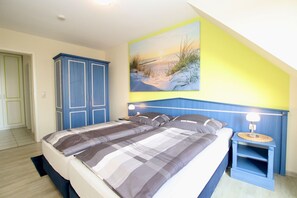 3 bedrooms, free WiFi, bed sheets