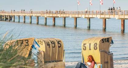 Ihr wohnt direkt am Strand, komfortabel auf geräumigen 2 Etagen.