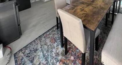 LUX 2 - Large 2-bed 1bath w/ WiFi, AC in a beautiful neighborhood in Nassau city