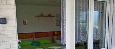 アイロン / アイロン台、WiFi、ベッドシーツ