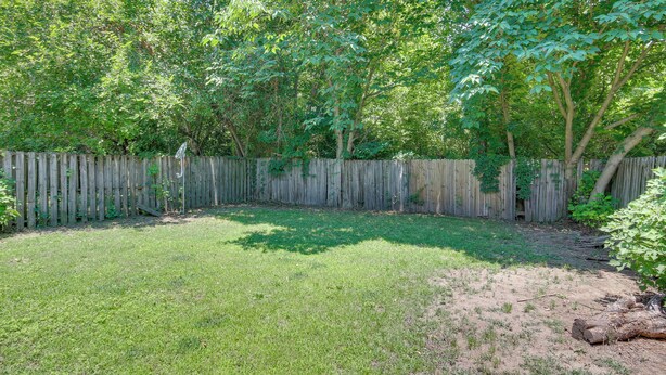 Unclassified image, 1 of 25, button - Sunny Augusta Home: Golf, Shop, Explore! (Augusta)