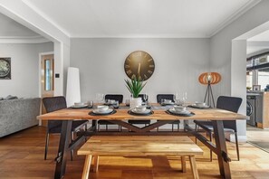 Dining - Beautiful 3 Bed House (Chapel Allerton)