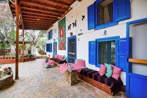 Exterior - MADAM AFRODİT KONUKEVİ (Bozcaada)