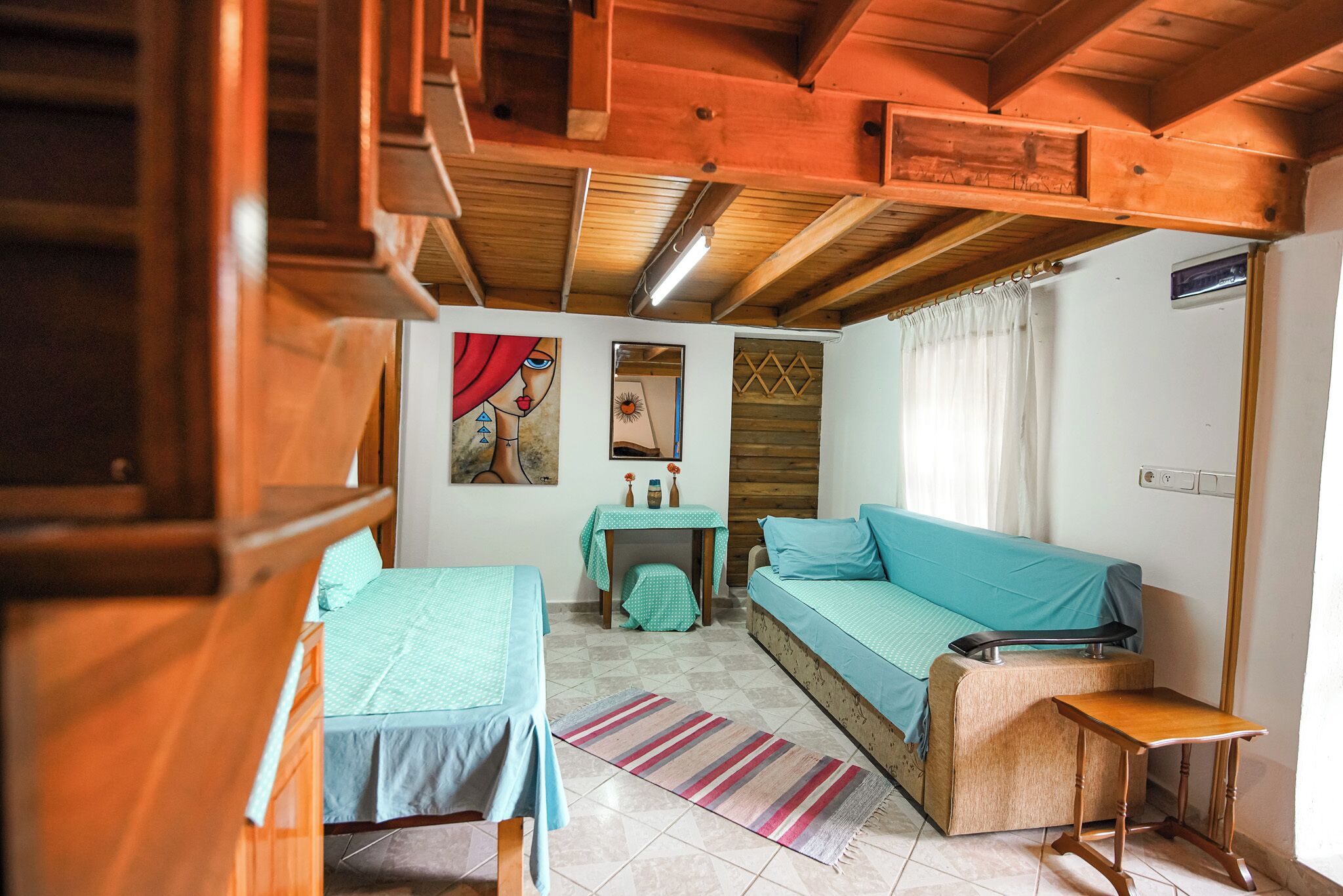 Toetasjesleilighet – standard, bakgårdsutsikt | Minibar, barnesenger (inkludert), wi-fi (inkludert) og sengetøy