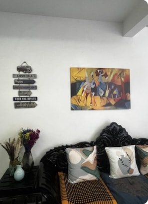 Apartment | Dining
