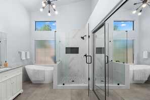 Shower, hair dryer, towels, soap - Spacious Retreat w/ Free Heated Pool – Close to Stadium & Ballparks! (Peoria)