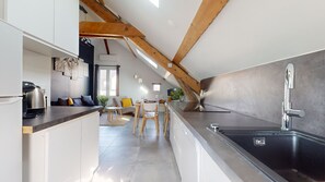 Private kitchen - Appart 4 sleeps-10 min from Paris-clim-wifi (Argenteuil)