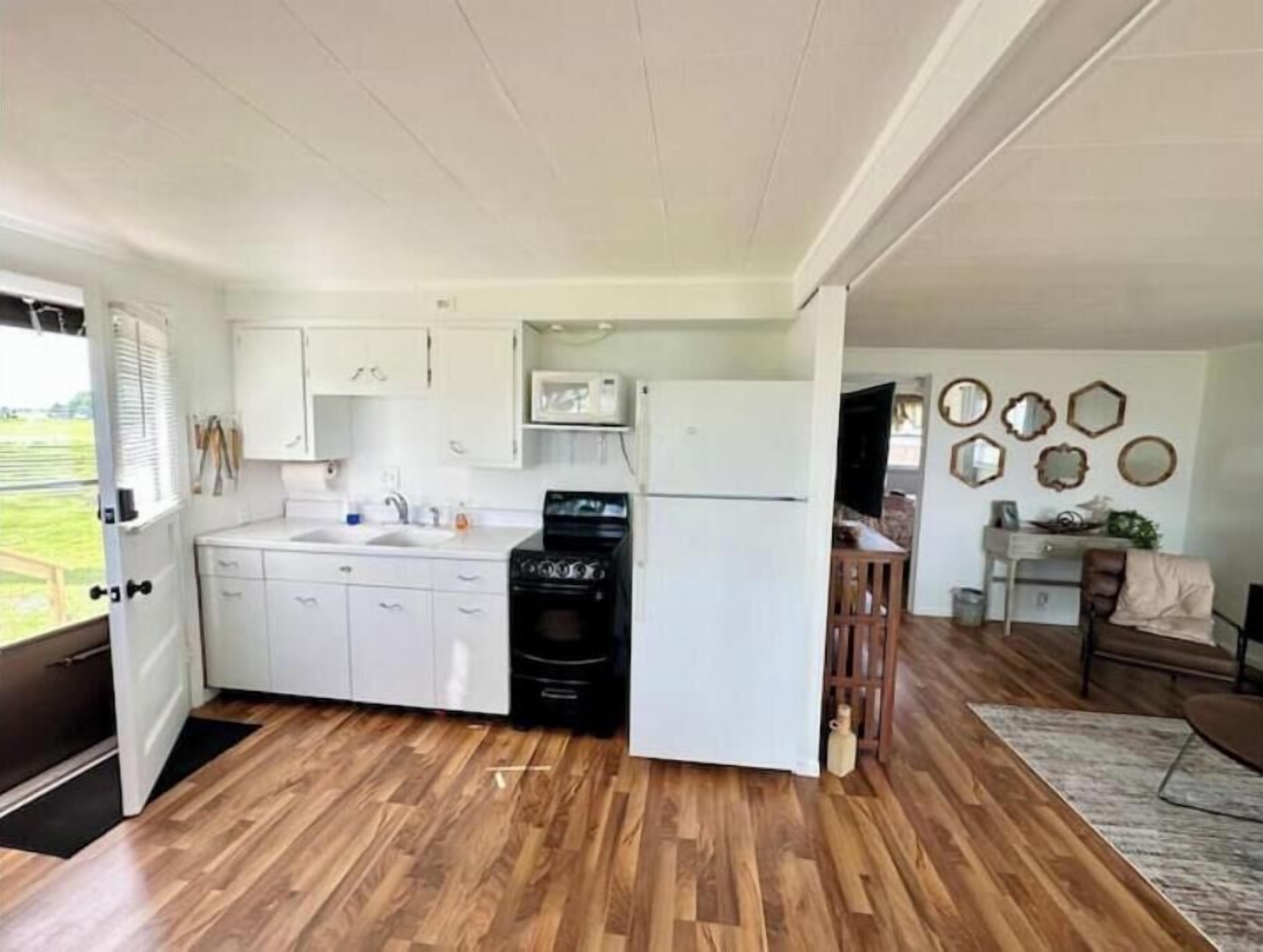Little Beaver Lake View Retreat