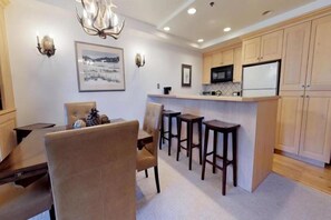 Exterior - Vail Village Condominiums (Vail)