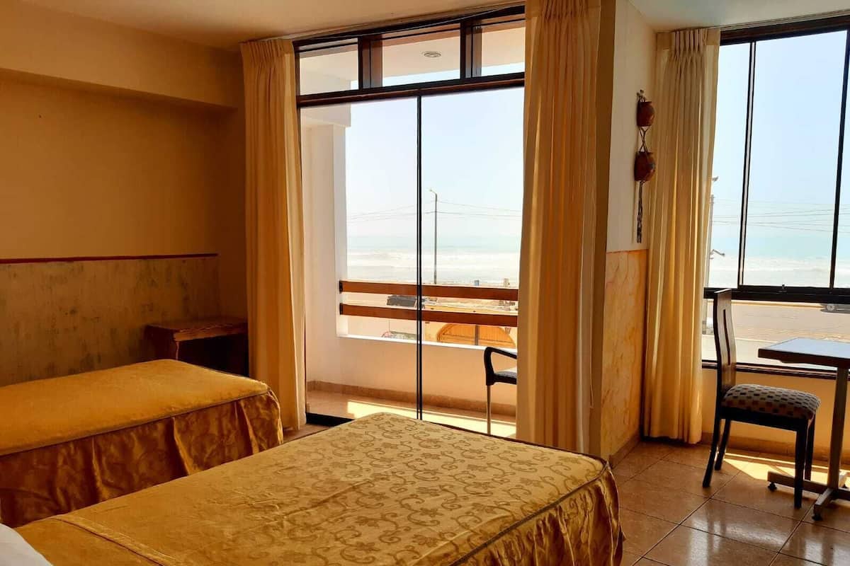 Standard Twin Room, Beach View | WiFi (free)