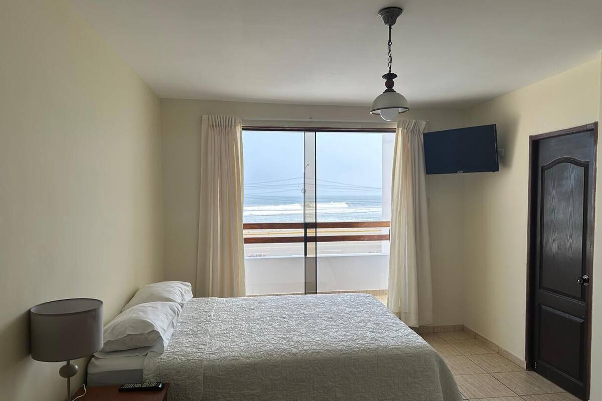 Standard Double Room, Beach View | WiFi (free)