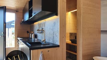 Réfrigérateur, four, plaque de cuisson, lave-vaisselle