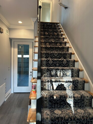 Charming 3-bedroom townhome with WiFi, AC in Little Rock