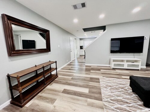 Spacious 3 bedroom Home with Backyard