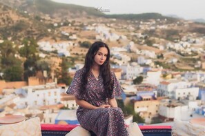 الإطلالة من المنشأة