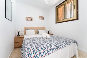 1 Schlafzimmer, WLAN, Bettwäsche