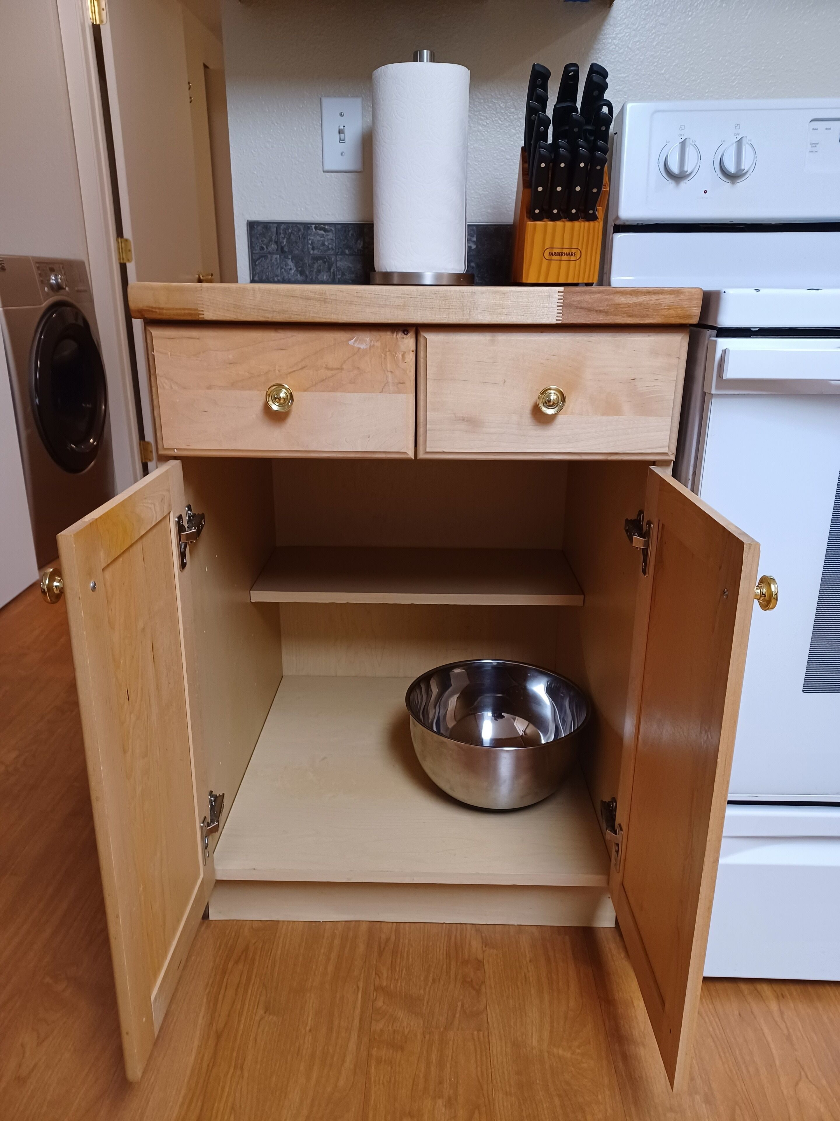 Micro-ondes, four, plaque de cuisson, lave-vaisselle