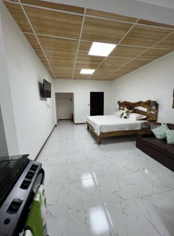 1 Schlafzimmer, Bügeleisen/Bügelbrett, WLAN