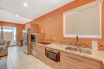 Cozy 1-bedroom house with AC in fantastic Las Vegas