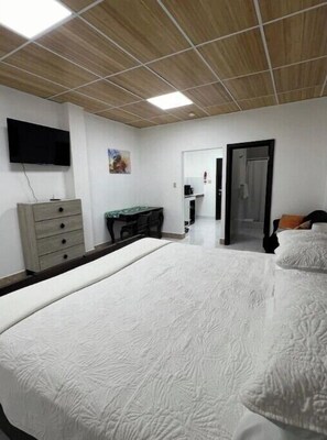 1 bedroom, iron/ironing board, WiFi, bed sheets
