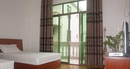 Yugang Family Hotel